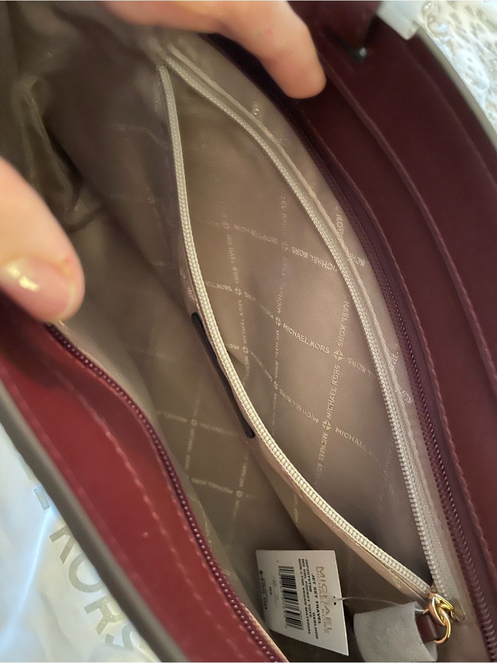 NWT! Michael Kors Jet Set Travel Double Pocket Tote in Oxblood Color - Picture 7 of 10